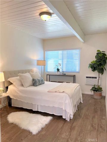 120 Roosevelt 17, Pasadena, CA 91107