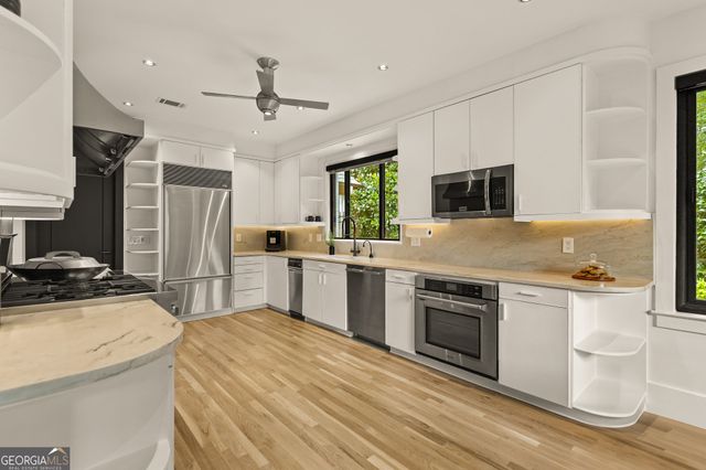 737 W Conway Drive NW, Atlanta, GA 30327