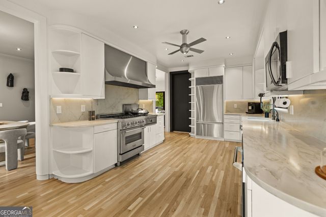 737 W Conway Drive NW, Atlanta, GA 30327