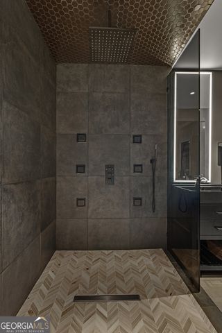 737 W Conway Drive NW, Atlanta, GA 30327