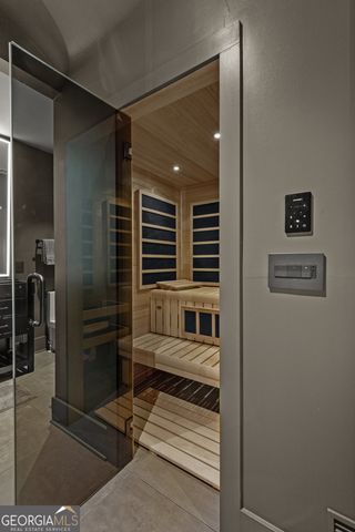 737 W Conway Drive NW, Atlanta, GA 30327