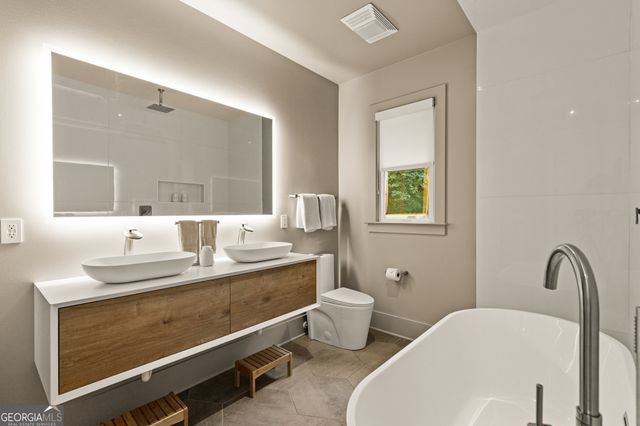 737 W Conway Drive NW, Atlanta, GA 30327