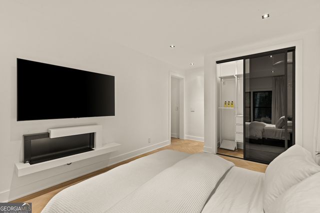 737 W Conway Drive NW, Atlanta, GA 30327