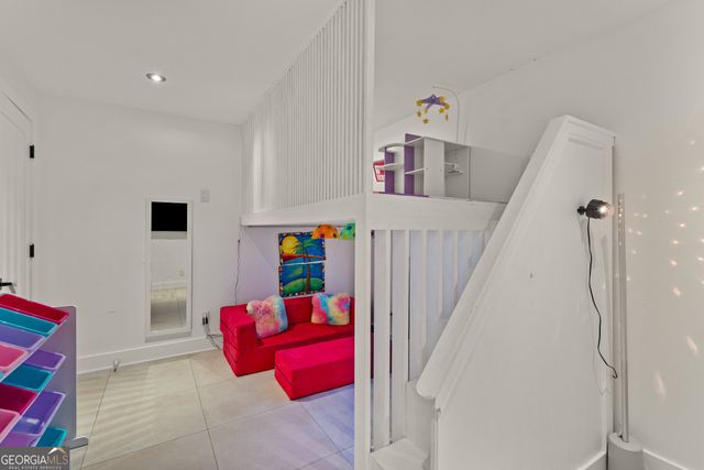 737 W Conway Drive NW, Atlanta, GA 30327