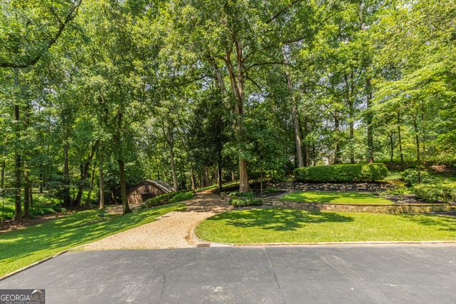 737 W Conway Drive NW, Atlanta, GA 30327