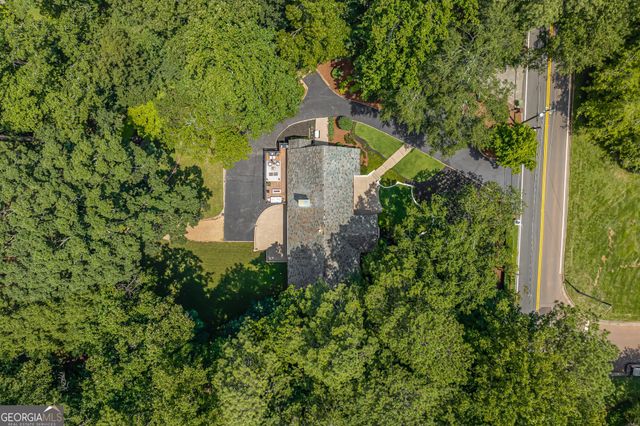 737 W Conway Drive NW, Atlanta, GA 30327