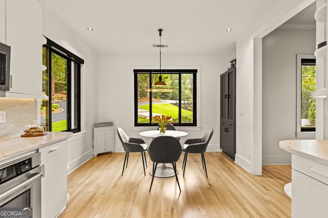 737 W Conway Drive NW, Atlanta, GA 30327