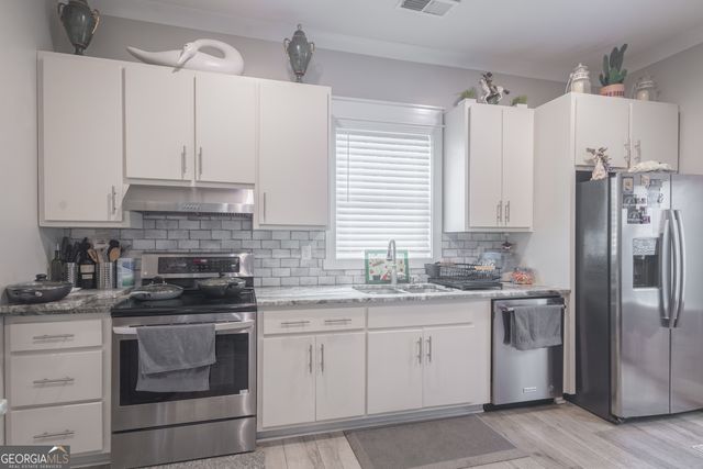 27 E Hill street, Newnan, GA 30263