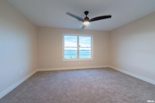 6830 Wilderness Pointe Drive, Bettendorf, IA 52722