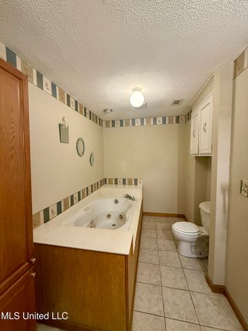 649 Old Hickory Road, Grenada, MS 38901