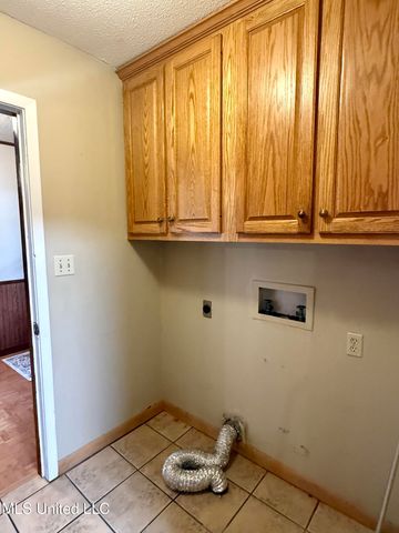 649 Old Hickory Road, Grenada, MS 38901