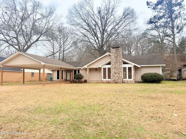 649 Old Hickory Road, Grenada, MS 38901