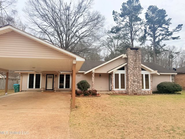 649 Old Hickory Road, Grenada, MS 38901