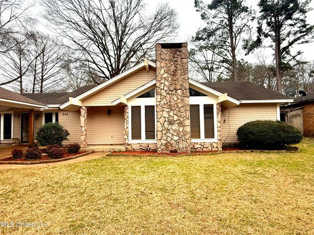 649 Old Hickory Road, Grenada, MS 38901