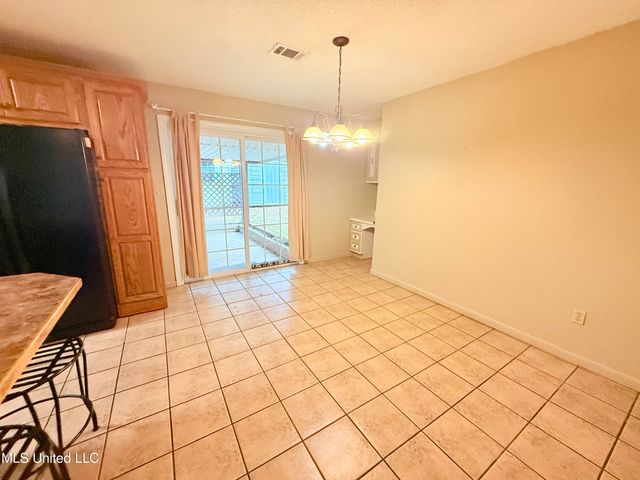 649 Old Hickory Road, Grenada, MS 38901