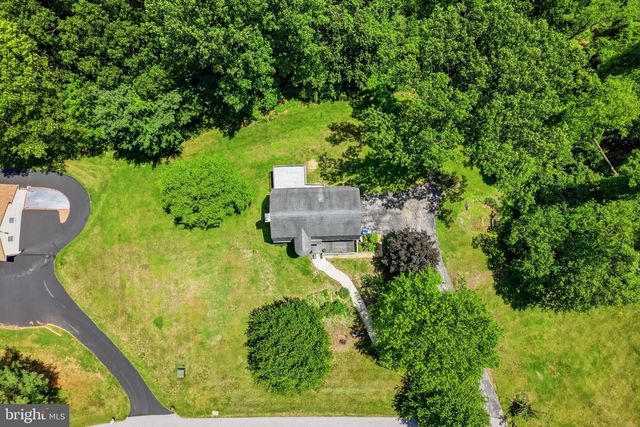 32 BECK RD, Coatesville, PA 19320