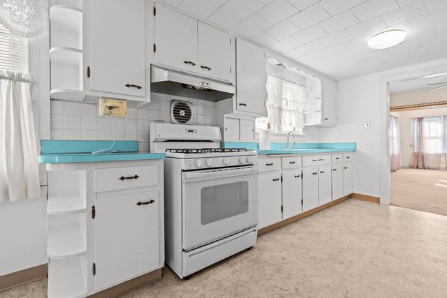 3203 MONTROSE Avenue, Rockford, IL 61101