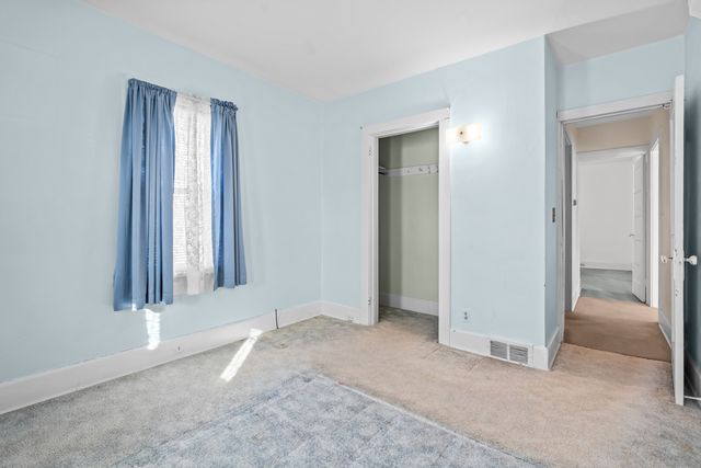 3203 MONTROSE Avenue, Rockford, IL 61101