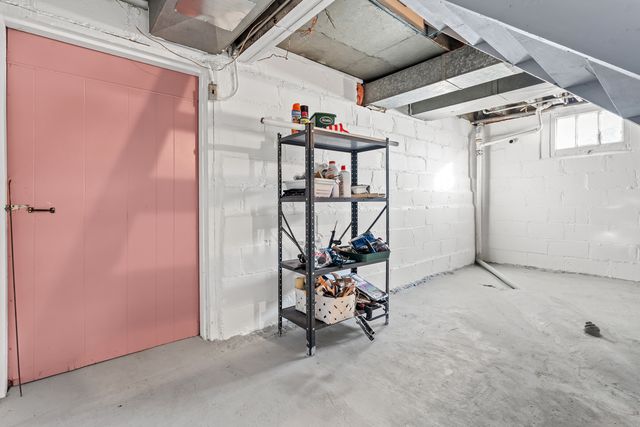 3203 MONTROSE Avenue, Rockford, IL 61101