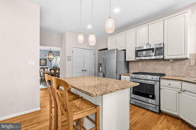 3718 BROADRUN DR, Fairfax, VA 22033