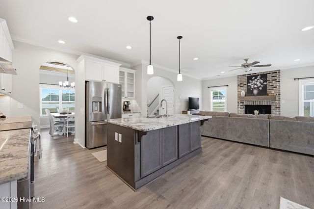 300 Shortleaf Drive, Grimesland, NC 27837