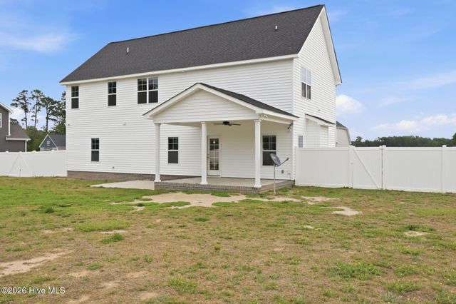 300 Shortleaf Drive, Grimesland, NC 27837