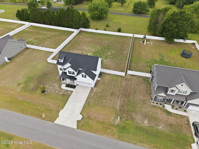 300 Shortleaf Drive, Grimesland, NC 27837