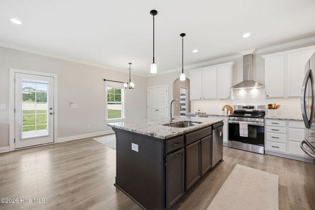 300 Shortleaf Drive, Grimesland, NC 27837