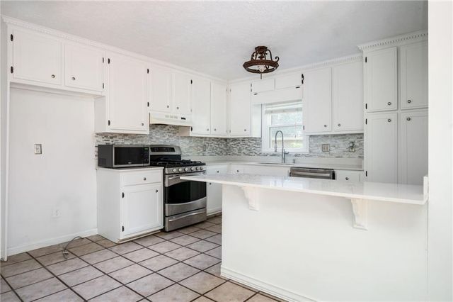 4824 Chelsea NW Way, Acworth, GA 30102