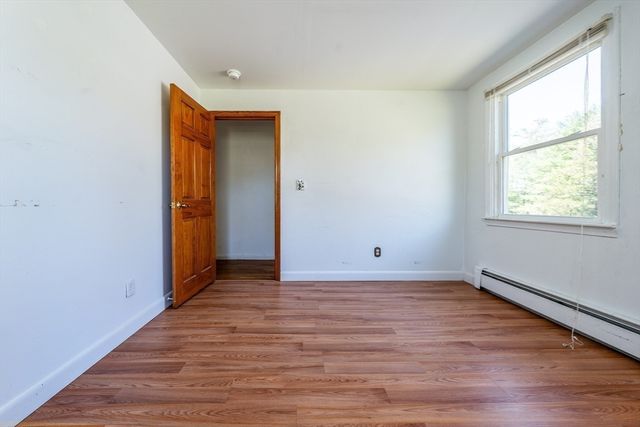 29 Carl Landi Cir, Falmouth, MA 02536