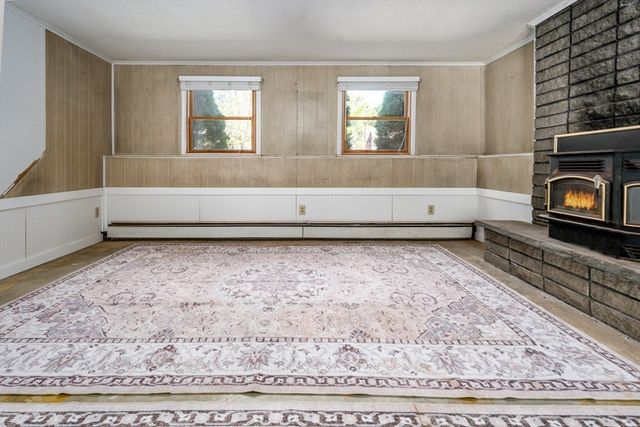 29 Carl Landi Cir, Falmouth, MA 02536