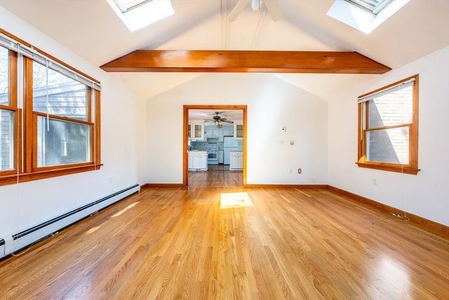 29 Carl Landi Cir, Falmouth, MA 02536