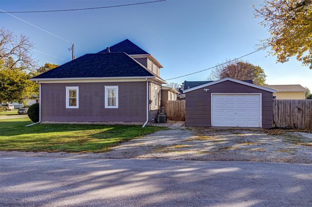 412 2nd Street, Collins, IA 50055