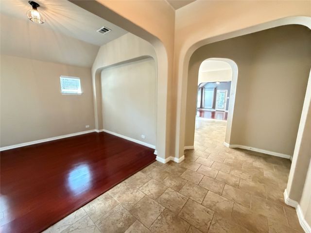 10329 Stoneside Trail, Fort Worth, TX 76244