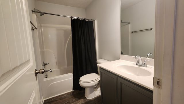 1708 Calcutta Dr, Murfreesboro, TN 37128