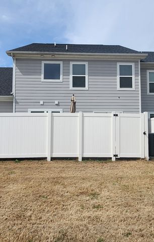 1708 Calcutta Dr, Murfreesboro, TN 37128