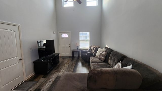 1708 Calcutta Dr, Murfreesboro, TN 37128