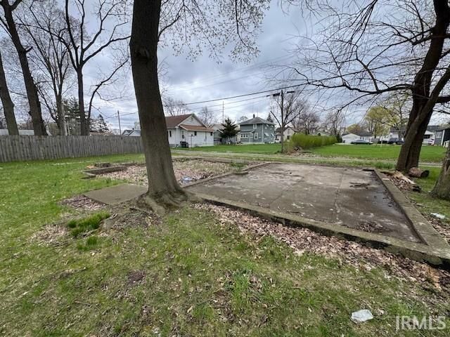 1011 W Blaine Avenue, Elkhart, IN 46516
