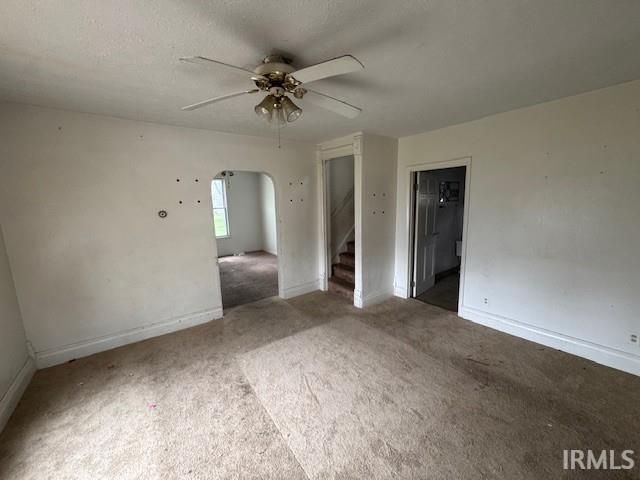 1011 W Blaine Avenue, Elkhart, IN 46516