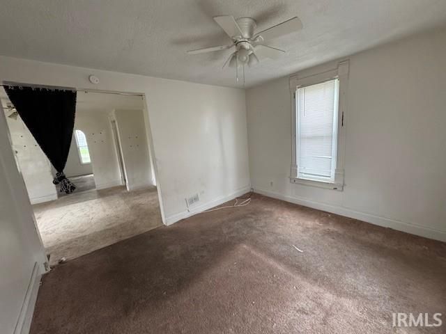 1011 W Blaine Avenue, Elkhart, IN 46516