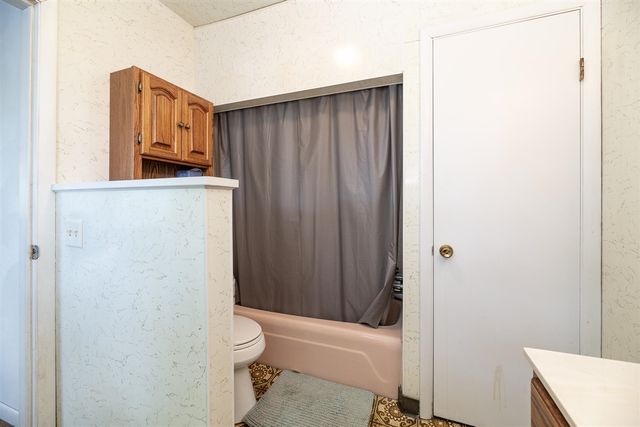 13631 Carefree Drive, Battle Creek, MI 49017