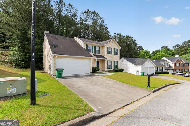 2729 Cedar Trace Drive, Ellenwood, GA 30294