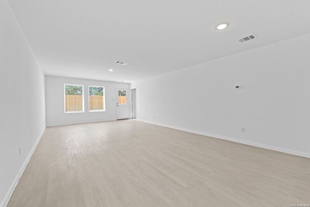 411 Sauvignon Pt, New Braunfels, TX 78130