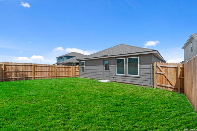 411 Sauvignon Pt, New Braunfels, TX 78130