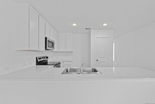 411 Sauvignon Pt, New Braunfels, TX 78130