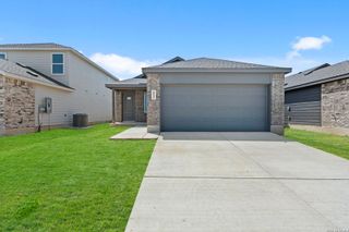 411 Sauvignon Pt, New Braunfels, TX 78130
