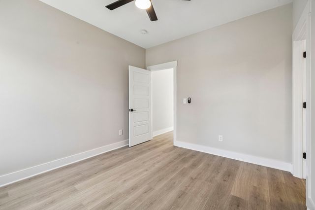 2210 18th Ave, N, Nashville, TN 37208