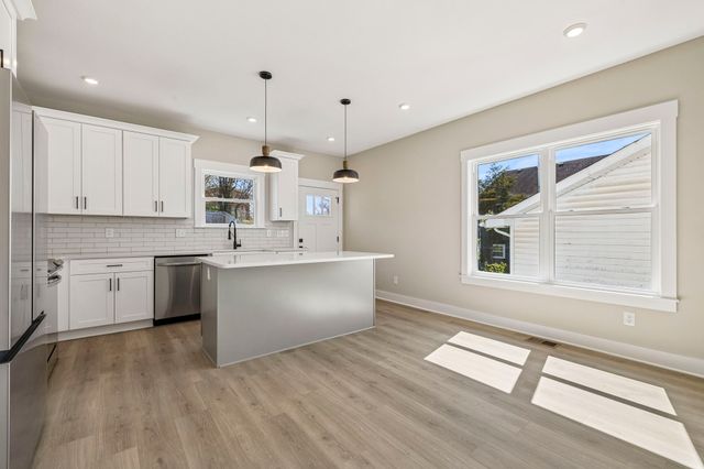 2210 18th Ave, N, Nashville, TN 37208