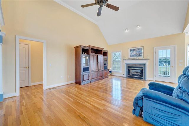 175 Hayfield DR, Boones Mill, VA 24065