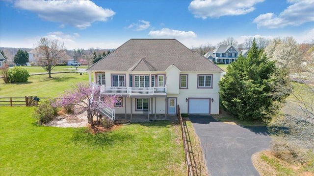 175 Hayfield DR, Boones Mill, VA 24065